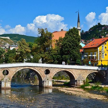 Hotel Latinski Most Сараево Екстериор снимка