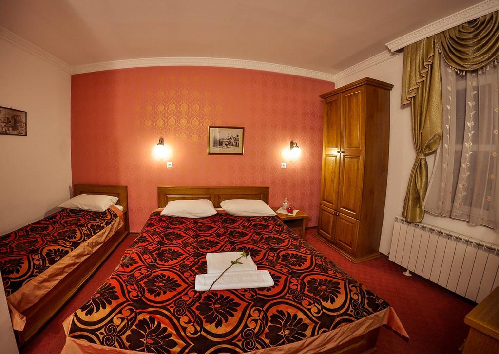 Hotel Latinski Most Сараево Екстериор снимка